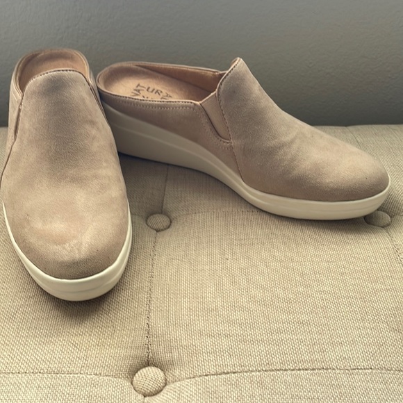 Naturalizer | Shoes | Naturalizer Sandra Wedge Mule 75 | Poshmark